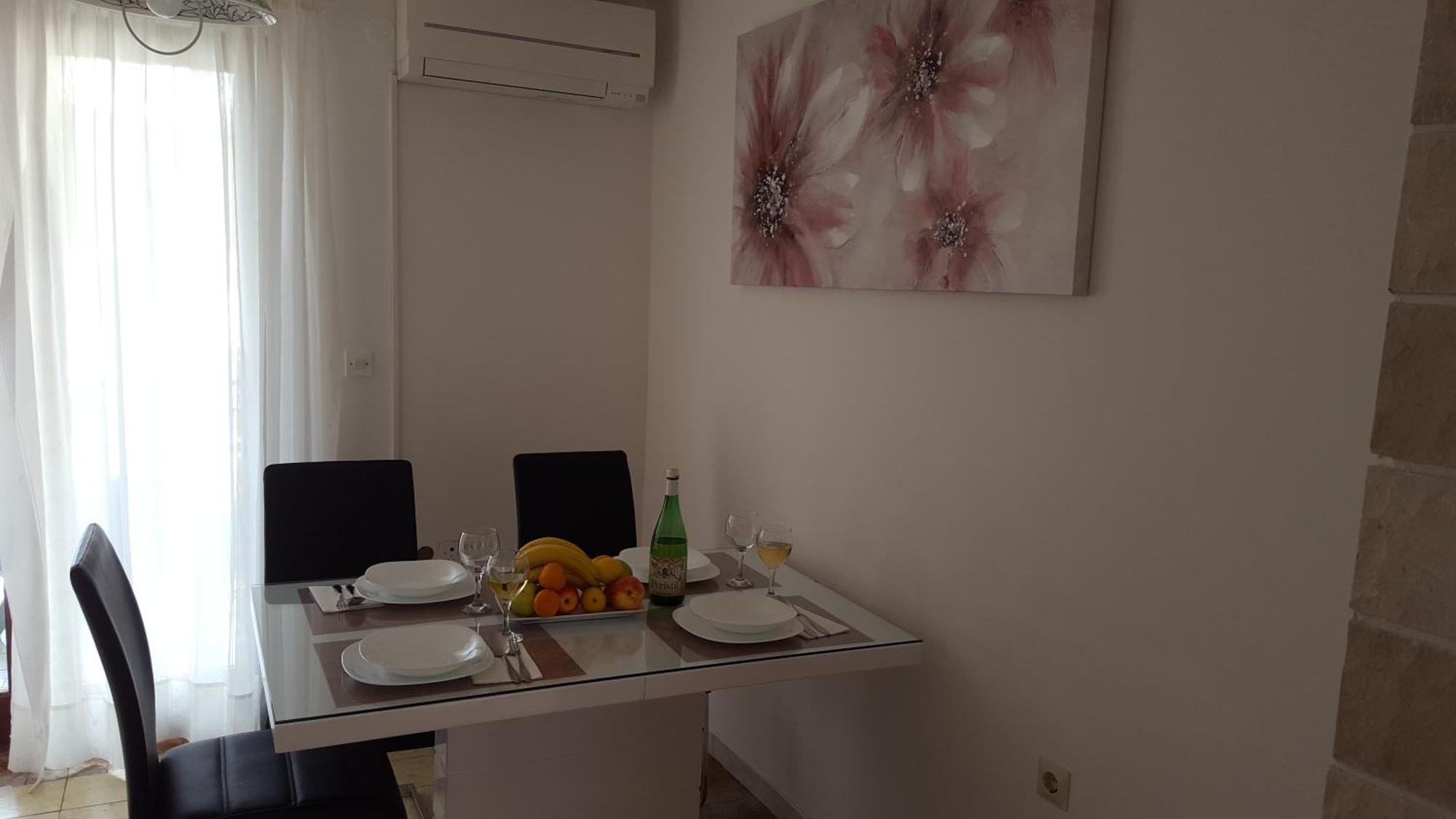 Apartmani I & J Seric Seget Vranjica Exterior foto