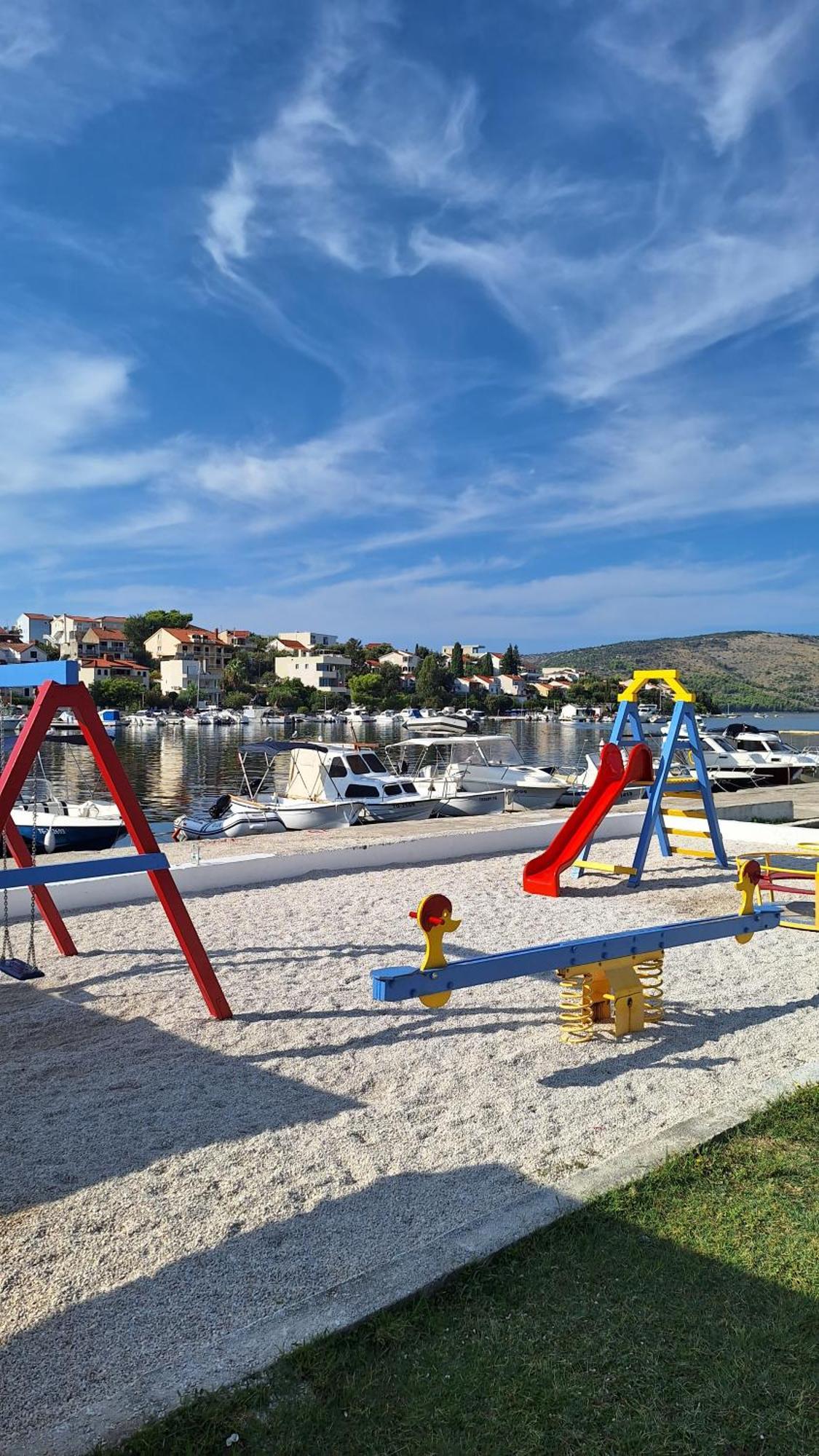 Apartmani I & J Seric Seget Vranjica Exterior foto